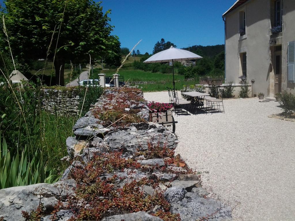 Le Repos Coquelicot Bed & Breakfast Montillot Exterior foto