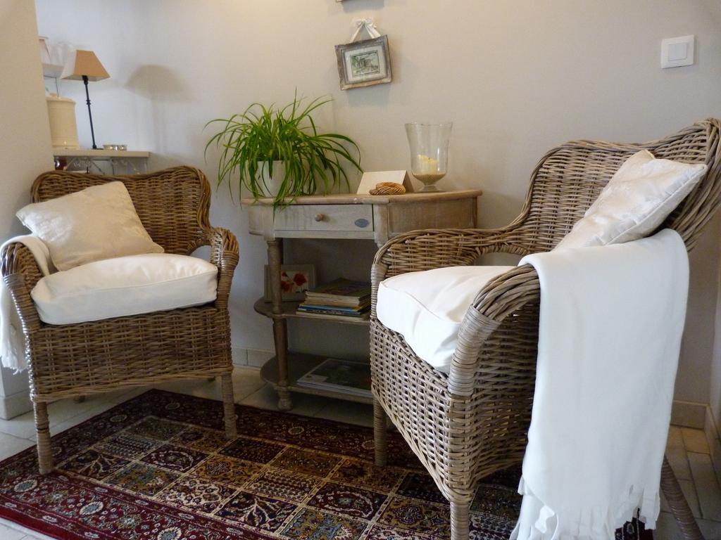 Le Repos Coquelicot Bed & Breakfast Montillot Exterior foto